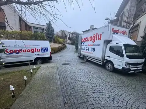 Kadıköy kurumsal ofis taşıma için gece sevkiyat hazırlığı