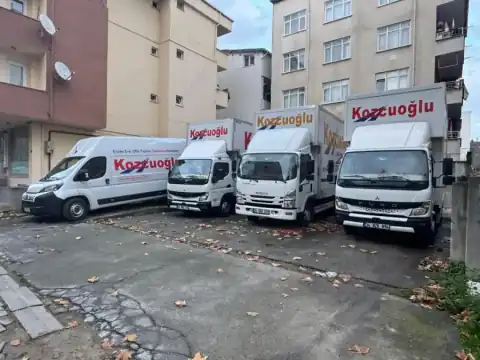 Kadıköy Ofis Taşıma için Kozcuoğlu Ofis Taşıma filo araçları