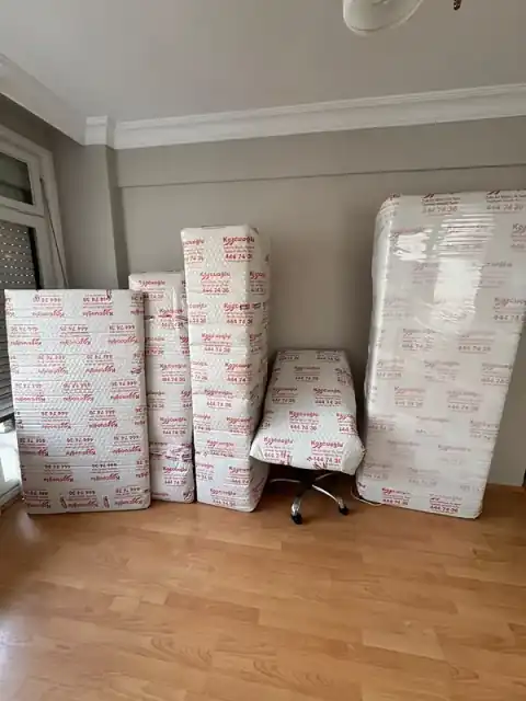 Kadıköy Ofis Taşıma öncesi ofis içi kolileme çalışması